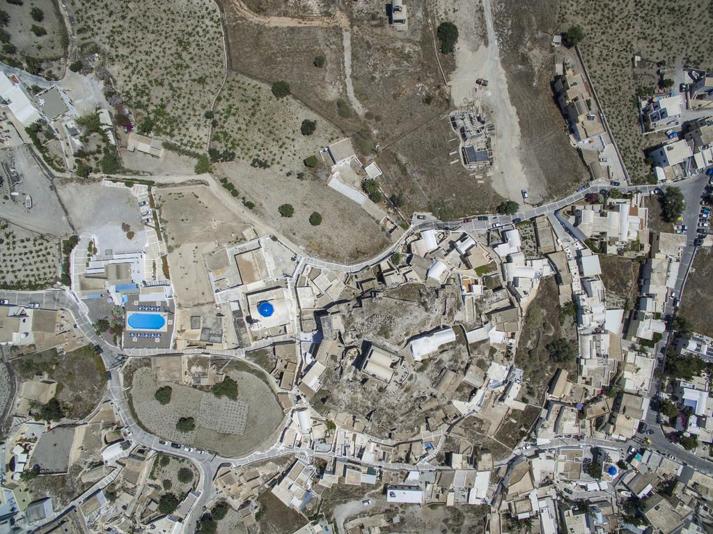 Thira'S Dolphin Apart otel Akrotírion Dış mekan fotoğraf